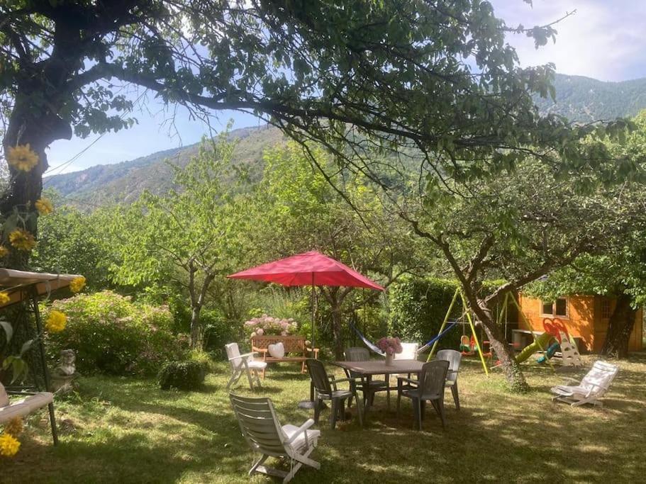 Charmant T2 Dans Chalet Familial Valdeblore Exterior foto